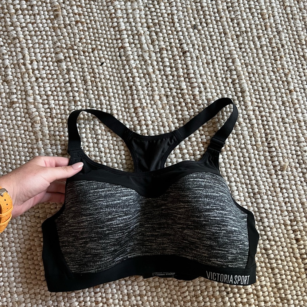 Victoria Secret 34C sports bra